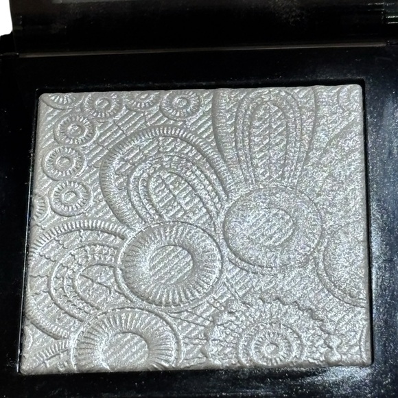 Burberry Other - Burberry Spring/Summer 2016 Runway Palette White No. 01 Rare Discontinued